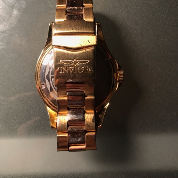 Invicta Men’s Watch Rose Gold and Gold. - Picture 4 of 4
